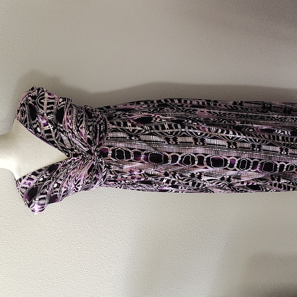 Ellen Tracy Purple and Black Patterned Maxi Dress Size Small